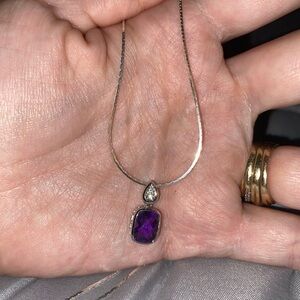 14k white gold and amethyst pendant and silver chain